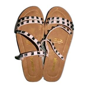 Cushionaire Slides Women 7.5 Beige Nude Silver Studded Sandals Comfort NWOT